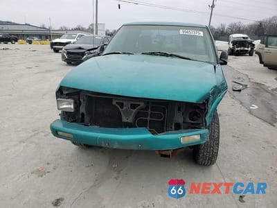 Zdjęcie 14 z 15 samochodu: 1996 CHEVROLET S TRUCK S10 VIN:1GCCS1945T8220162 - miniatura