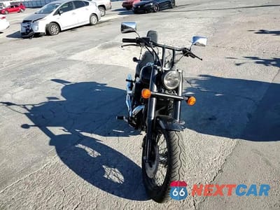 Zdjęcie 10 z 10 samochodu: 2019 HONDA VT750 C2B VIN:JH2RC5381KK900174 - miniatura