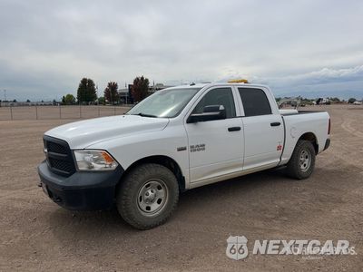 2015 Ram 1500 2015 Ram 1500 4x4 Crew Cab Pickup 3C6RR7KT1FG666308 - główne zdjęcie licytacji z USA - miniatura