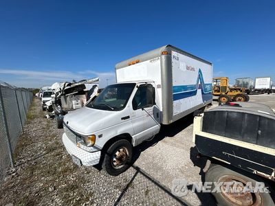1999 Ford E-350 1999 Ford E-350 Cargo Van (Inoperable) 1FDWE30F4XHB72217 - główne zdjęcie licytacji z USA - miniatura