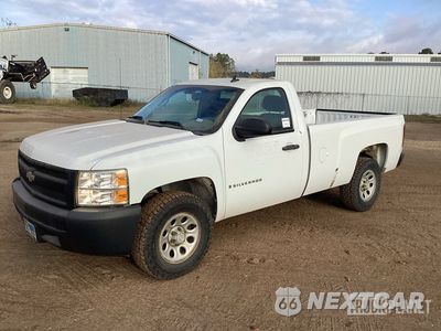 2007 Chevrolet C 1500 2007 Chevrolet C1500 Silverado 4x2 Pickup 1GCEC14058E135468 - główne zdjęcie licytacji z USA - miniatura