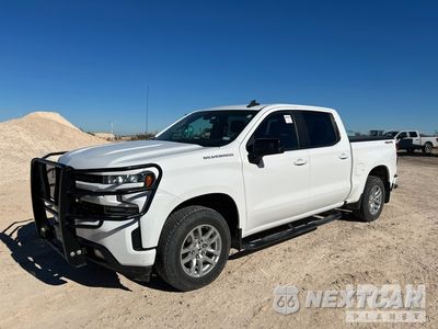 2022 Chevrolet 1500 2022 Chevrolet 1500 RST 4x4 Crew Cab Pickup 1GCUYEED4NZ145032 - główne zdjęcie licytacji z USA - miniatura
