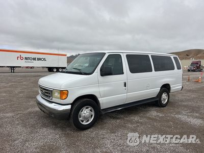 2005 Ford E-350 2005 Ford E-350 7 Passenger Van 1FBSS31S85HA47603 - główne zdjęcie licytacji z USA - miniatura