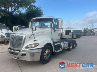 2016 International Prostar+ 122 2016 International Prostar+ 122 6x4 T/A Day Cab Truck Tractor 3HCDJAPR0GL373662 - główne zdjęcie licytacji z USA - miniatura