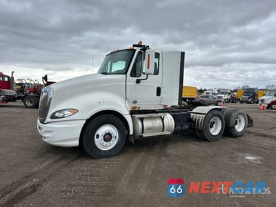 2011 International Prostar 2011 International Prostar 6x2 T/A Day Cab Truck Tractor 3HSCUAPR2BN346385 - główne zdjęcie licytacji z USA - miniatura