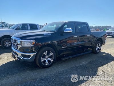 2019 Ram 1500 2019 Ram 1500 Laramie 4x4 Crew Cab Pickup 1C6SRFJT7KN858525 - główne zdjęcie licytacji z USA - miniatura