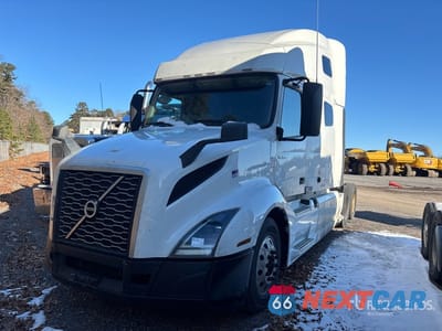 2023 Volvo Vnl 760 2023 Volvo VNL760 6x4 T/A Sleeper Truck Tractor (Inoperable) 4V4NC9EH7PN611077 - główne zdjęcie licytacji z USA - miniatura