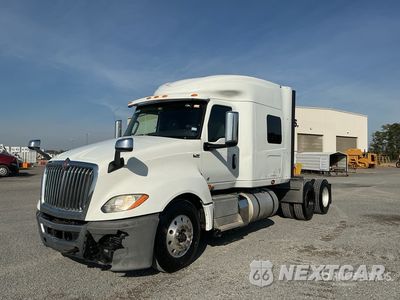 2019 International Lt 625 2019 International LT625 6x4 T/A Sleeper Truck Tractor 3HSDZAPR8KN421838 - główne zdjęcie licytacji z USA - miniatura