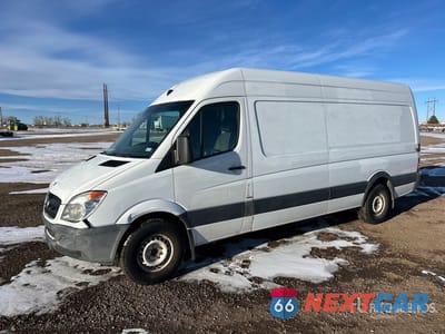 2011 Mercedes-Benz Sprinter 2011 Mercedes-Benz Sprinter Cargo Van WD3PE8CBXB5589599 - główne zdjęcie licytacji z USA - miniatura