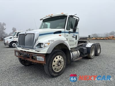 2006 International 7600 2006 International 7600 6x4 T/A Day Cab Truck Tractor 1HSWXSBR96J375800 - główne zdjęcie licytacji z USA - miniatura