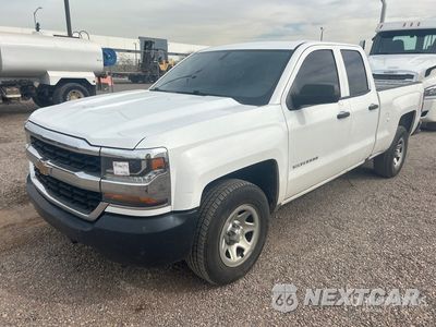 2018 Chevrolet Silverado 1500 2018 Chevrolet Silverado 1500 4x2 Extended Cab Pickup 1GCRCNEH3JZ209711 - główne zdjęcie licytacji z USA - miniatura