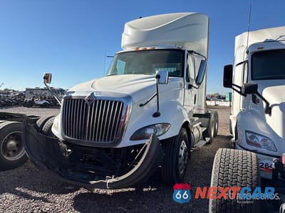 2011 International Prostar+ 122 2011 International ProStar+ 122 6x4 T/A Day Cab Truck Tractor (Inoperable) 3HSDJSJR3BN369539 - główne zdjęcie licytacji z USA - miniatura