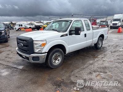 2013 Ford F-250 2013 Ford F-250 4x2 Extended Cab Pickup 1FT7X2A62DEB42982 - główne zdjęcie licytacji z USA - miniatura