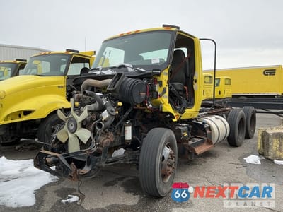 2020 International Rh 613 2020 International RH613 6x4 T/A Day Cab Truck Tractor (Inoperable) 3HSDWTZR1LN845199 - główne zdjęcie licytacji z USA - miniatura