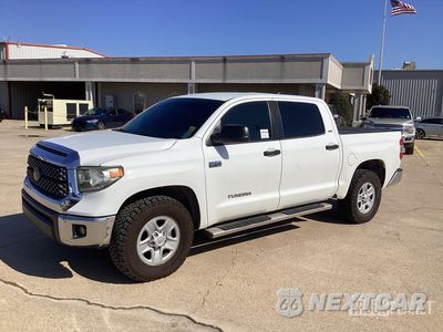 2020 Toyota Tundra 2020 Toyota Tundra SR5 4x4 Crew Cab Pickup 5TFDY5F16LX891916 - główne zdjęcie licytacji z USA - miniatura