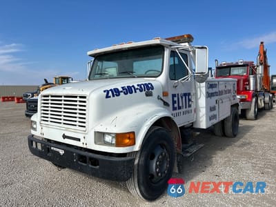 1996 International 4700 1996 International 4700 S/A Day Cab Truck Tractor 1HTSCABM5TH259016 - główne zdjęcie licytacji z USA - miniatura