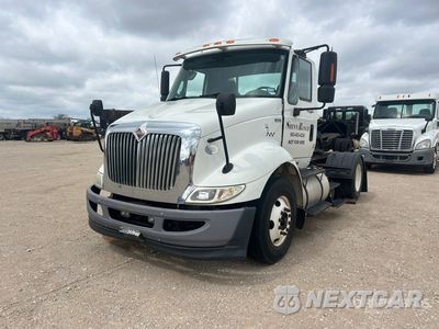 2012 International 8600 2012 International 8600 4x2 S/A Day Cab Truck Tractor (Inoperable) 1HSHWSHN8CJ606777 - główne zdjęcie licytacji z USA - miniatura