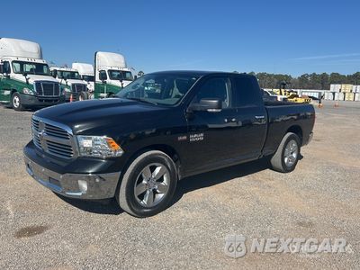 2018 Ram 1500 2018 Ram 1500 Big Horn 4x2 Crew Cab Pickup 1C6RR6GT2JS149300 - główne zdjęcie licytacji z USA - miniatura