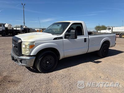 2011 Ford F-250 2011 Ford F-250 XL 4x2 Pickup 1FTBF2A63BEC48478 - główne zdjęcie licytacji z USA - miniatura