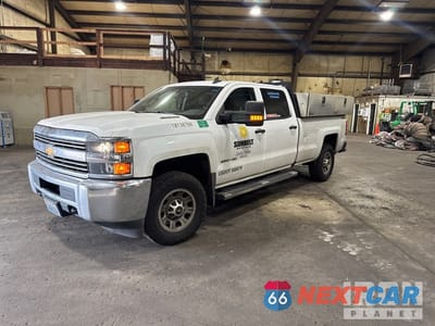 2016 Chevrolet 3500 Hd 2016 Chevrolet 3500 HD 4x4 Crew Cab Utility Truck 1GC4KYC80GF218457 - główne zdjęcie licytacji z USA - miniatura