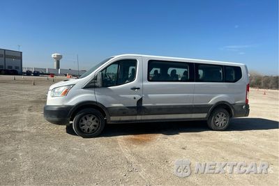 2019 Ford Transit 350 2019 Ford Transit 350 Passenger Van 1FBZX2ZM7KKA06362 - główne zdjęcie licytacji z USA - miniatura
