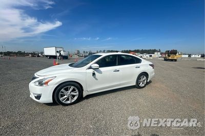 2015 Nissan Altima 2015 Nissan Altima SL Automobile 1N4AL3AP9FN352245 - główne zdjęcie licytacji z USA - miniatura