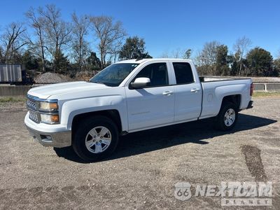 2015 Chevrolet 1500 2015 Chevrolet 1500 LT 4x2 Dual Cab Pickup 1GCRCREC3FZ247331 - główne zdjęcie licytacji z USA - miniatura