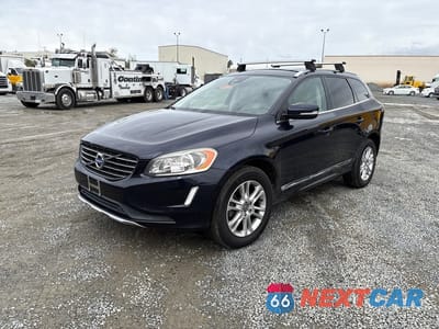 2016 Volvo Xc 60 2016 Volvo XC60 AWD SUV YV4612RK2G2807705 - główne zdjęcie licytacji z USA - miniatura