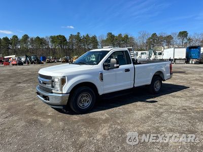2019 Ford F-250 2019 Ford F-250 XL 4x2 Pickup 1FTBF2A6XKEE05777 - główne zdjęcie licytacji z USA - miniatura