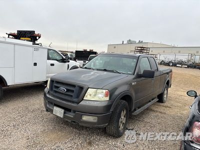2004 Ford F-150 2004 Ford F-150 4x4 Extended Cab Pickup (Inoperable) 1FTPX14594NB10527 - główne zdjęcie licytacji z USA - miniatura