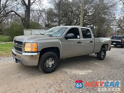 2008 Chevrolet 2500 Hd 2008 Chevrolet 2500 HD LS 4x4 Crew Cab Pickup 1GCHK23K48F214018 - główne zdjęcie licytacji z USA - miniatura