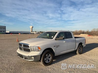 2019 Ram 1500 2019 Ram 1500 4x4 Crew Cab Pickup 1C6RR7LT2KS634260 - główne zdjęcie licytacji z USA - miniatura