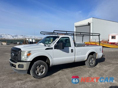 2011 Ford F-250 2011 Ford F-250 XL 4x4 Pickup 1FTBF2B6XBEA44193 - główne zdjęcie licytacji z USA - miniatura