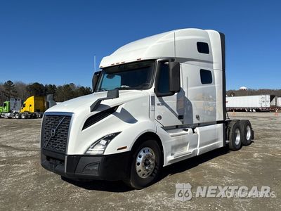 2019 Volvo Vnl 760 2019 Volvo VNL760 6x4 T/A Sleeper Truck Tractor 4V4NC9EG1KN212648 - główne zdjęcie licytacji z USA - miniatura