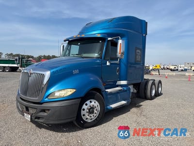 2008 International Prostar 2008 International ProStar 6x2 T/A Sleeper Truck Tractor 2HSCWAPR98C555434 - główne zdjęcie licytacji z USA - miniatura