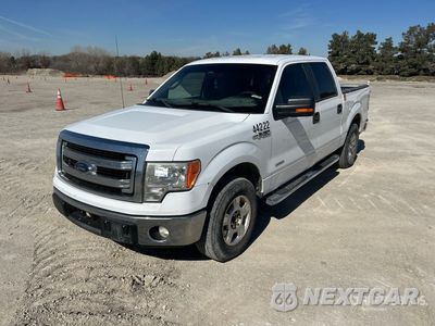 2014 Ford F-150 2014 Ford F-150 XLT 4x2 Crew Cab Pickup 1FTFW1CT6EKG24689 - główne zdjęcie licytacji z USA - miniatura