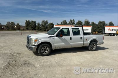 2016 Ford F-250 2016 Ford F-250 XL 4x2 Crew Cab Pickup 1FT7W2A69GEC41788 - główne zdjęcie licytacji z USA - miniatura