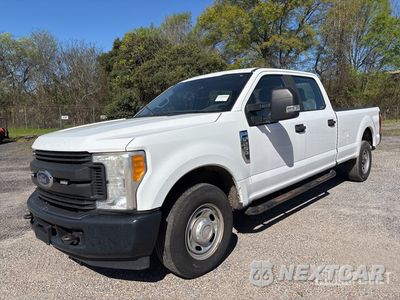 2017 Ford F-250 2017 Ford F-250 XL 4x2 Crew Cab Pickup 1FT7W2A62HED45590 - główne zdjęcie licytacji z USA - miniatura
