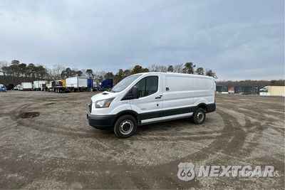 2019 Ford Transit 250 2019 Ford Transit 250 Cargo Van 1FTYR1ZM3KKA83693 - główne zdjęcie licytacji z USA - miniatura
