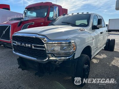 2022 Ram 3500 2022 Ram 3500 4x4 Crew Cab Pickup 3C7WRTCL1NG341615 - główne zdjęcie licytacji z USA - miniatura