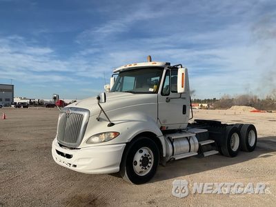2011 International Prostar Premium 2011 International ProStar Premium 6x4 T/A Day Cab Truck Tractor 1HSCUSJR4BJ361231 - główne zdjęcie licytacji z USA - miniatura