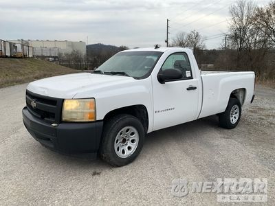 2008 Chevrolet 1500 2008 Chevrolet 1500 4x2 Pickup 1GCEC14CX8Z318920 - główne zdjęcie licytacji z USA - miniatura