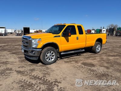 2016 Ford F-350 2016 Ford F-350 XLT 4x4 Extended Cab Pickup 1FT8X3B66GEB88487 - główne zdjęcie licytacji z USA - miniatura