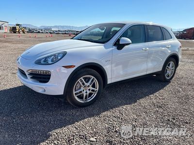 2012 Porsche Cayenne 2012 Porsche Cayenne Hybrid SUV WP1AE2A26CLA92556 - główne zdjęcie licytacji z USA - miniatura