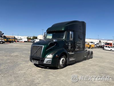 2019 Volvo Vnl 860 2019 Volvo VNL860 6x4 T/A Sleeper Truck Tractor 4V4NC9EH9KN871795 - główne zdjęcie licytacji z USA - miniatura