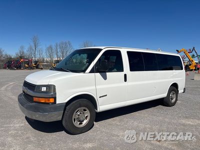 2004 Chevrolet Express 3500 2004 Chevrolet Express 3500 14 Passenger Van 1GAHG39UX41207641 - główne zdjęcie licytacji z USA - miniatura