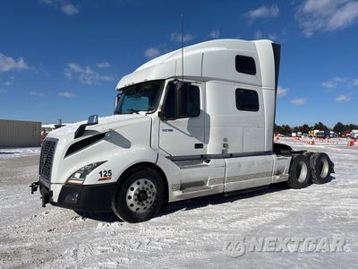 2018 Volvo Vnl 860 2018 Volvo VNL860 6x4 T/A Sleeper Truck Tractor 4V4NC9EH2JN896892 - główne zdjęcie licytacji z USA - miniatura