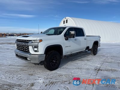 2021 Chevrolet Silverado 3500 Hd 2021 Chevrolet Silverado 3500HD LTZ 4x4 Crew Cab Pickup 1GC4YUEY0MF214330 - główne zdjęcie licytacji z USA - miniatura