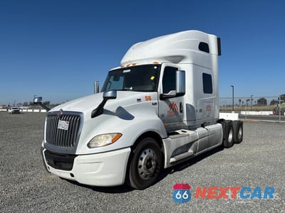 2019 International Lt 625 2019 International LT625 6x4 T/A Sleeper Truck Tractor 3HSDZAPR6KN566277 - główne zdjęcie licytacji z USA - miniatura
