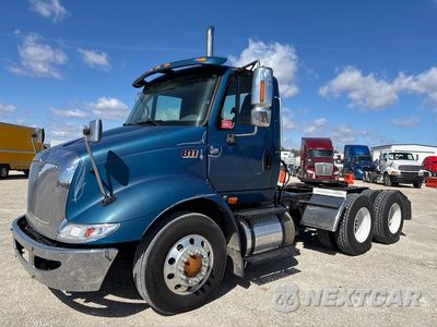 2007 International 8600 2007 International 8600 6x4 T/A Day Cab Truck Tractor 1HSHXSBR87J473811 - główne zdjęcie licytacji z USA - miniatura